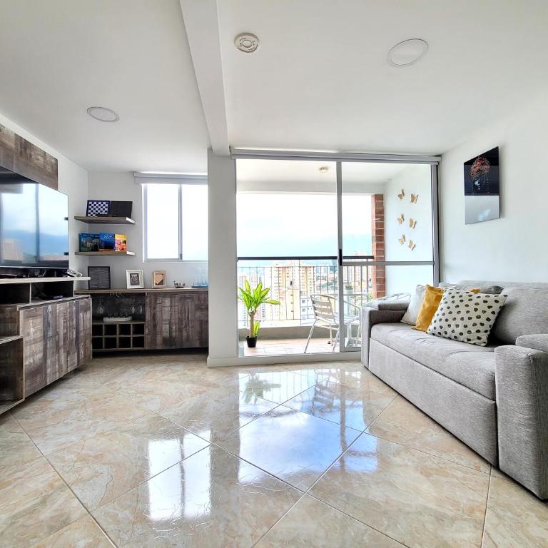 Modern High-Rise 2/2 Apartment with City View. - Apartamento de 2 dormitorios - 2
