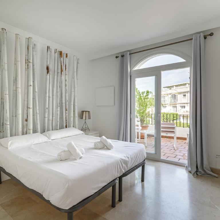 Spacious 2 Bed Duplex in Aloha Gardens close to Puerto Banus - Apartamento de 2 dormitorios - 18