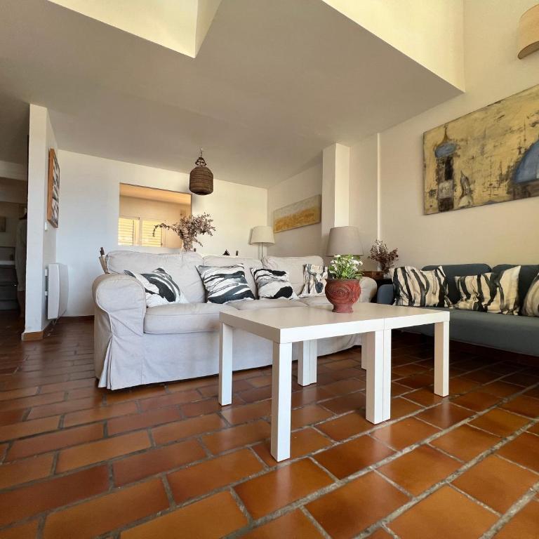 ACOGEDOR Y PRECIOSO ÁTICO EN JAVEA Primera línea playa - Apartamento de 2 dormitorios - 6