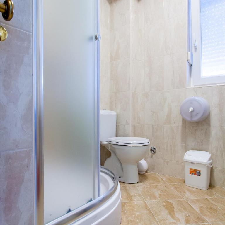 Apartments Ljubica - Two-Bedroom Apartment - 18