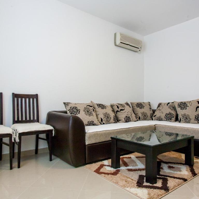 Apartments Ljubica - Two-Bedroom Apartment - 20