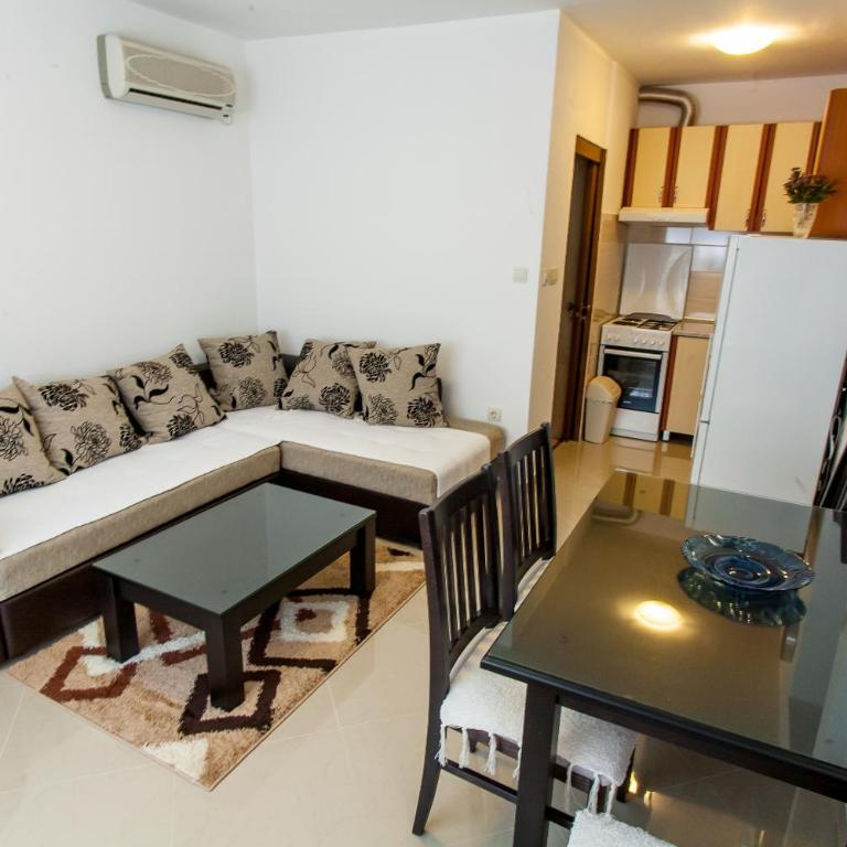 Apartments Ljubica - Two-Bedroom Apartment - 26