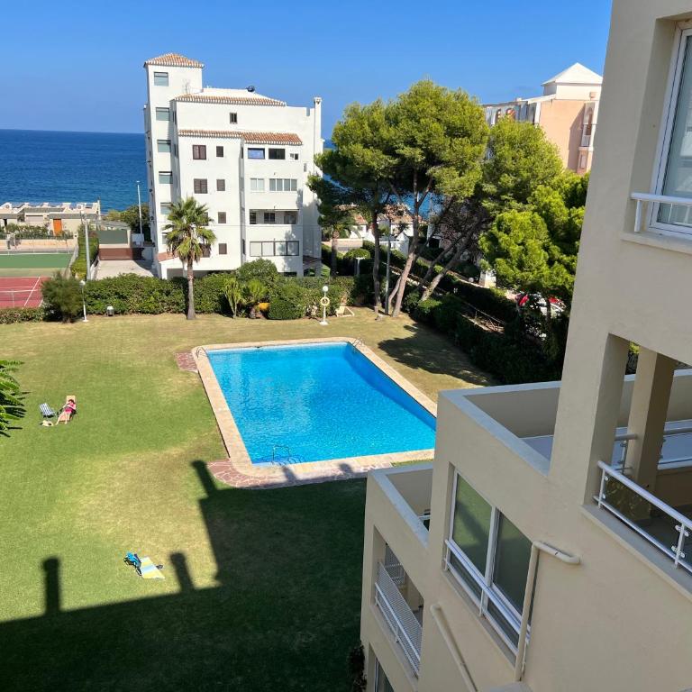 ACOGEDOR Y PRECIOSO ÁTICO EN JAVEA Primera línea playa - Apartamento de 2 dormitorios - 37