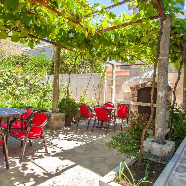 Apartments Ljubica - Two-Bedroom Apartment - 10