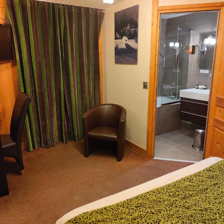 Aiguille du Midi - Hôtel & Restaurant - Alpines Double or Twin Room - 9