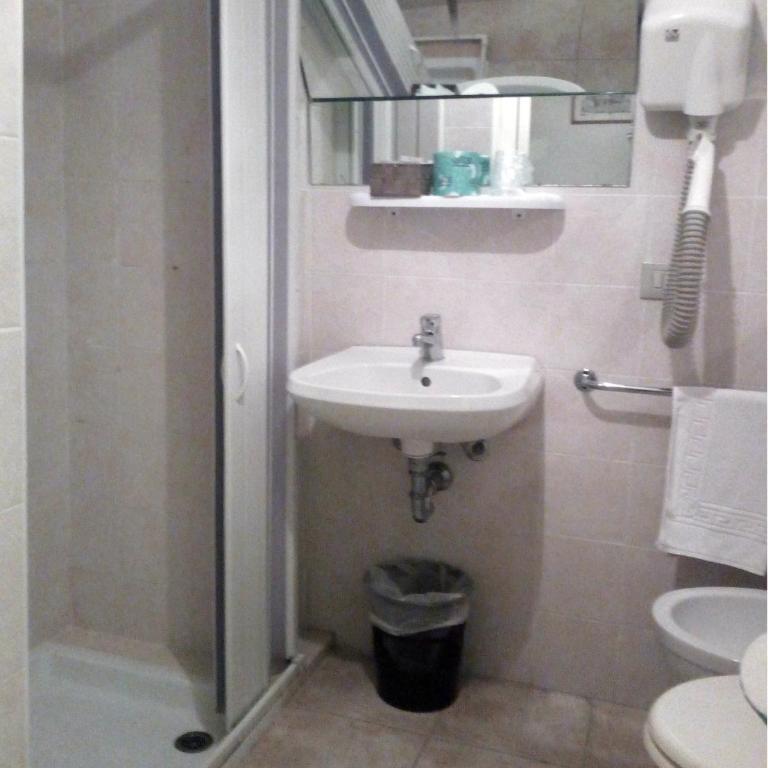 Camere Gambacorta Assisi - Appartamento con 2 Camere da Letto - 14