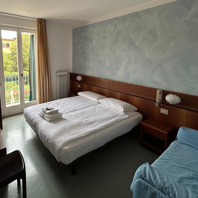 Hotel "ALBERGO DA PINA" - Camera Matrimoniale - 6