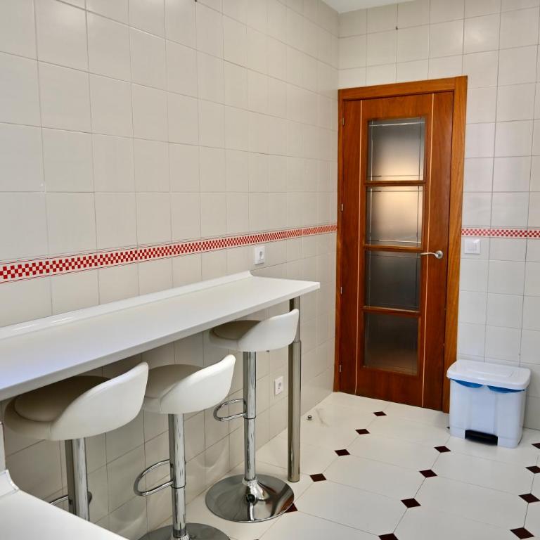 For You Rentals Vivienda TEMPORAL de cuatro dormitorios en Arganzuela AMA1026 - Apartment - 36