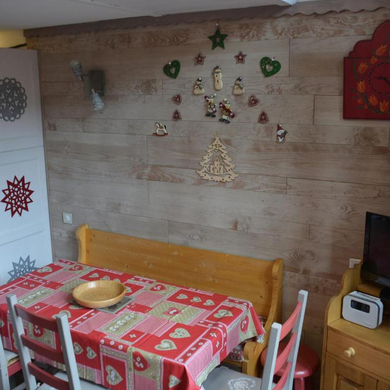Duplex confortable ski aux pieds avec balcon - FR-1-346-411 - Appartement - 9