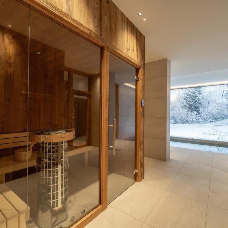 Chalet familial avec piscine et animaux admis proche pistes - FR-1-568-37 - Chalet - 16