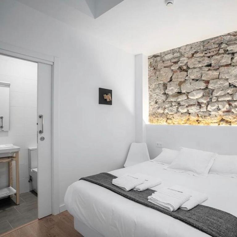 32 De Agosto ROOMS - Habitación Doble con baño privado - 1 o 2 camas - 2