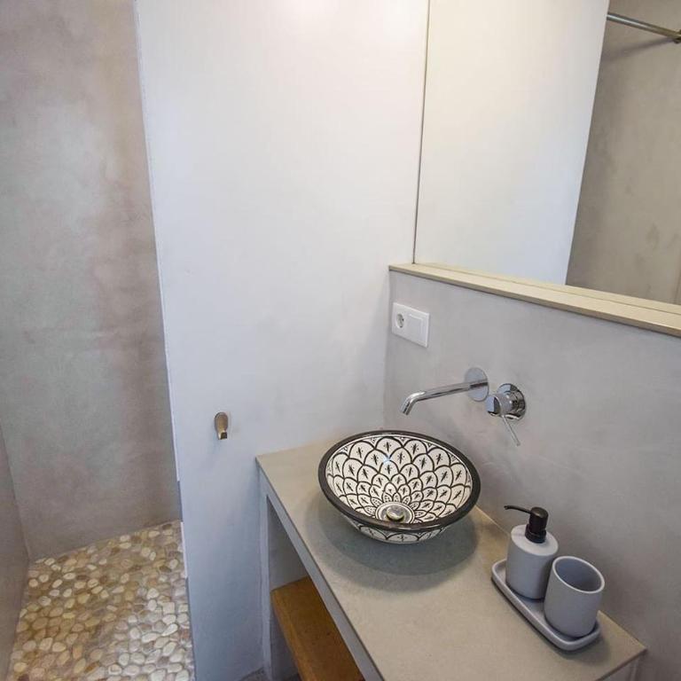 La Orza, Frigiliana Luxury center townhouse with pool and parking HansOnHoliday Rentals - Casa de 3 dormitorios - 2