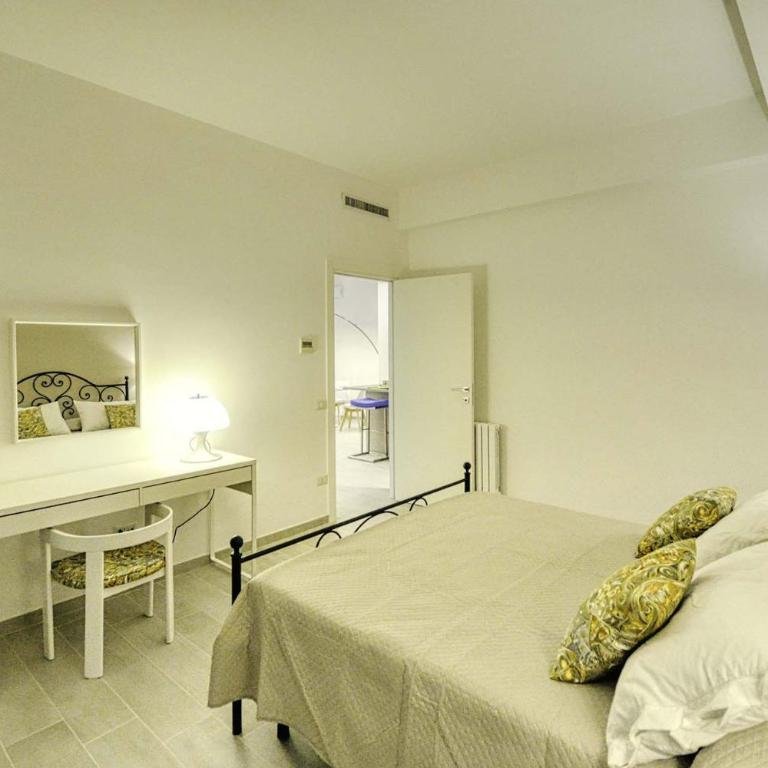 Casa Arthemisia - Two-Bedroom Apartment - 9
