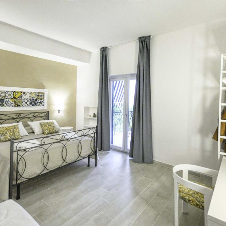 Casa Arthemisia - Two-Bedroom Apartment - 16