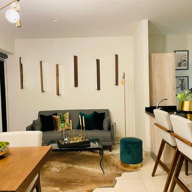 Hermoso Departamento de Lujo cerca del Auditorio Telmex - Apartamento de 2 dormitorios - 2
