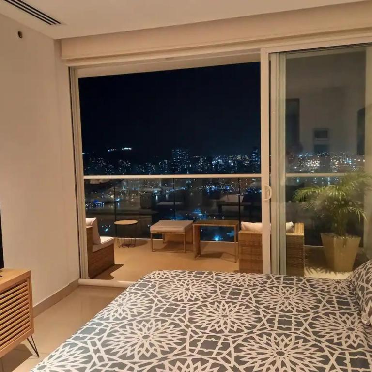 Apartasuites Edificio H2 - Vistas al Mar & Bahia - Apartamento con balcón - 3