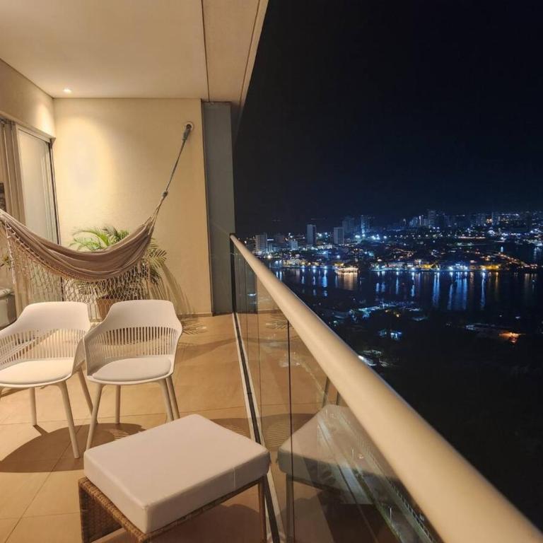 Apartasuites Edificio H2 - Vistas al Mar & Bahia - Apartamento con balcón - 5