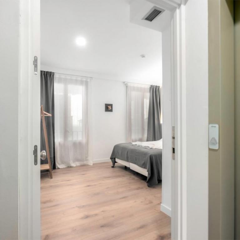 32 De Agosto ROOMS - Habitación Doble con baño privado - 17