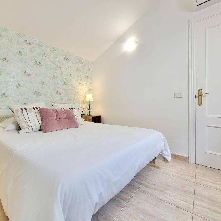 Miranda Penthouse AD with FREE PARKING - Apartamento - 16