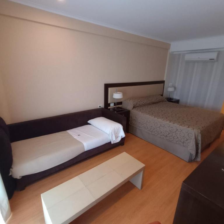 Hotel Plaza - Habitación Triple - 4