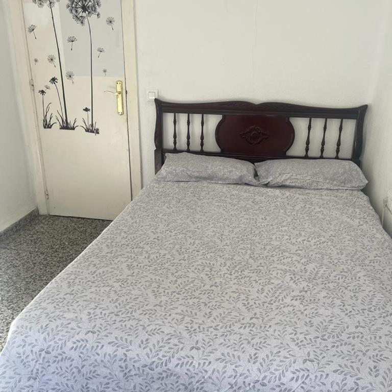 Apartamento de habitaciones privadas en el centro de Málaga - Habitación Doble con baño compartido - 2