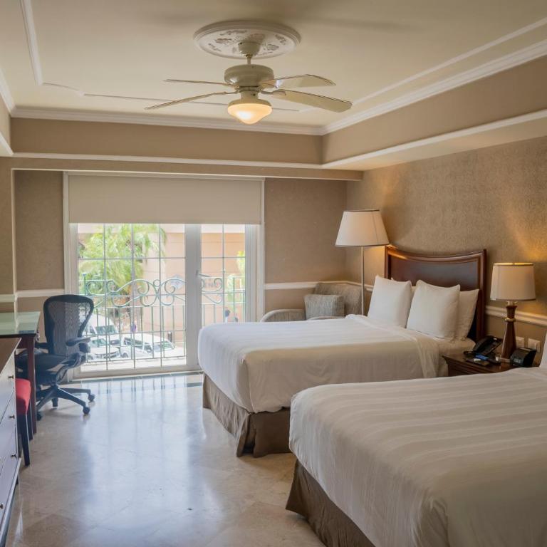Villa Mercedes Curio Collection By Hilton - Deluxe Room with Two Double Beds - 1