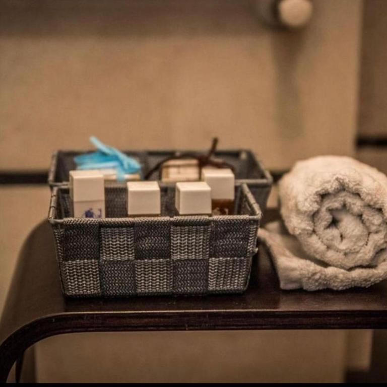 Piazza Italia Luxury Apartment - Appartamento con 2 Camere da Letto - 13
