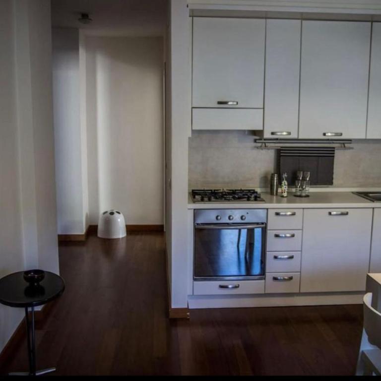 Piazza Italia Luxury Apartment - Appartamento con 2 Camere da Letto - 25