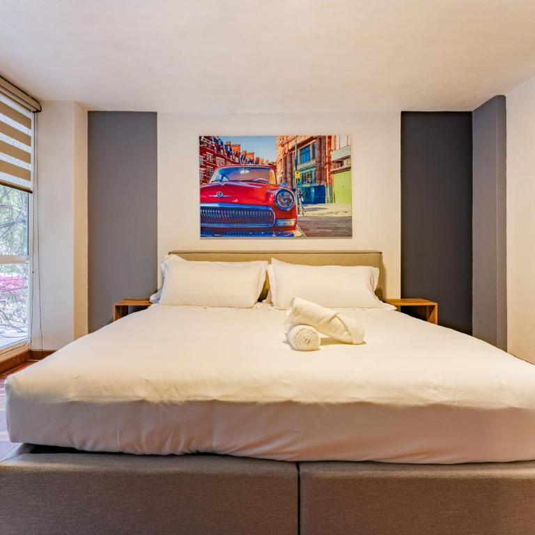 Parques Condesa Apartments by VH - Three-Bedroom Apartment - 6