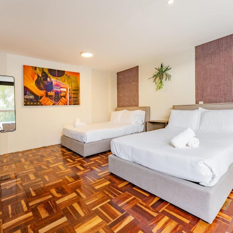 Parques Condesa Apartments by VH - Apartment with Balcony - 29