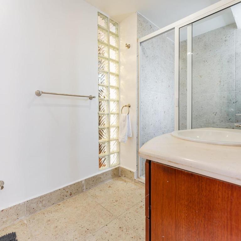 Parques Condesa Apartments by VH - Apartment with Balcony - 17