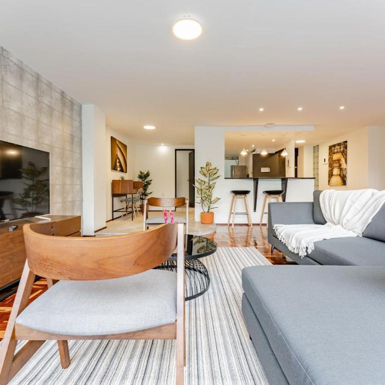 Parques Condesa Apartments by VH - Apartment with Balcony - 14