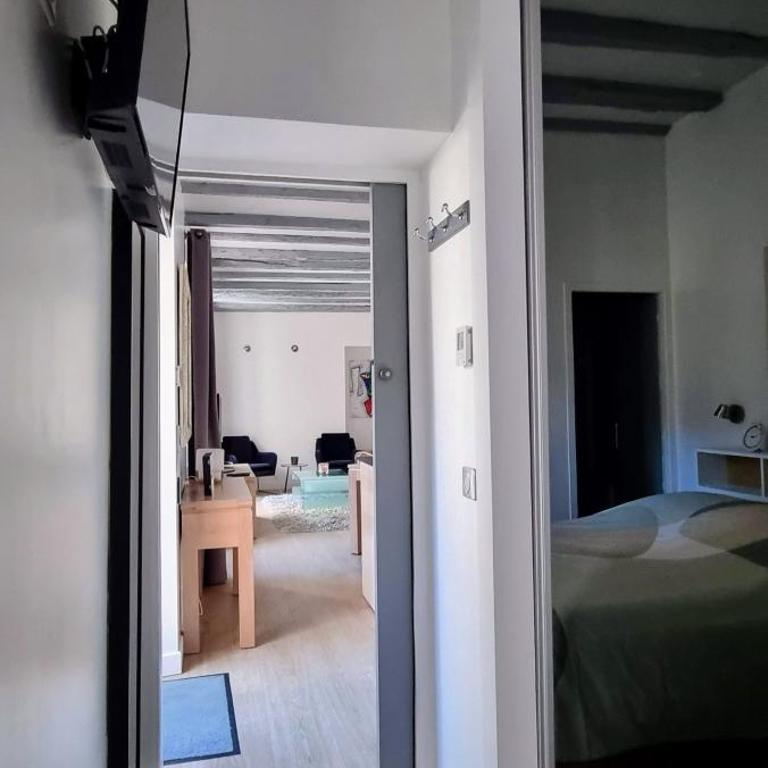 Appartement de charme au cœur de la vieille ville - One-Bedroom Apartment - 14