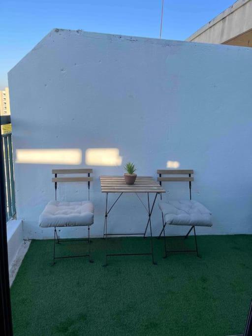 Charmant type 2 au cœur de la ville - Appartement 1 Chambre - 14