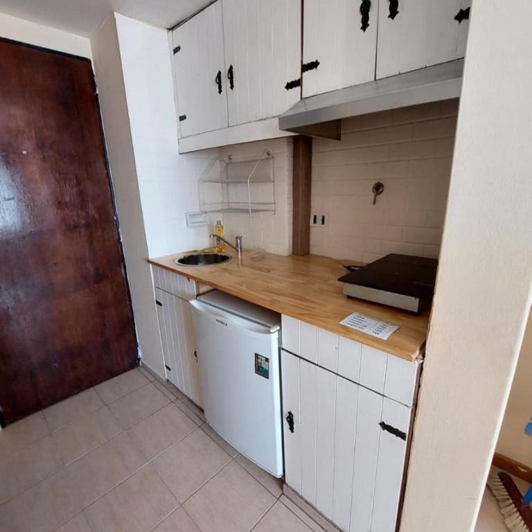 Estudio Brendel a metros del Centro Cívico - Apartamento de 1 dormitorio - 4
