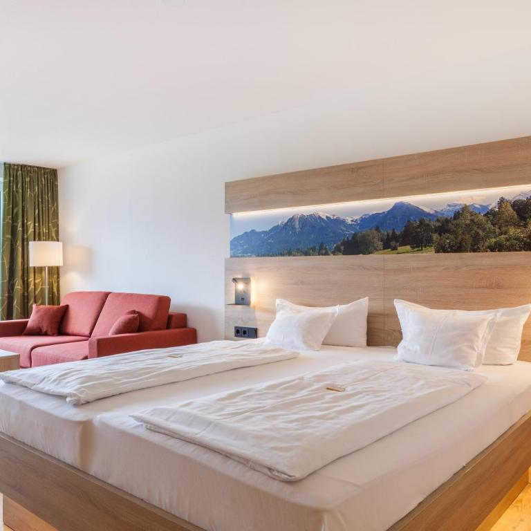 Ringhotel Nebelhornblick - Comfort Doppelzimmer mit Balkon und Bergblick - 6