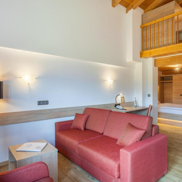 Ringhotel Nebelhornblick - Comfort Doppelzimmer mit Balkon und Bergblick - 7