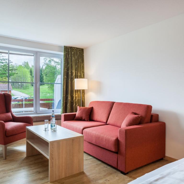 Ringhotel Nebelhornblick - Comfort Doppelzimmer mit Balkon und Bergblick - 10