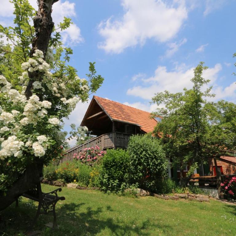 Altes Gehöft am Lormanberg - Apartment mit 3 Schlafzimmern - 1