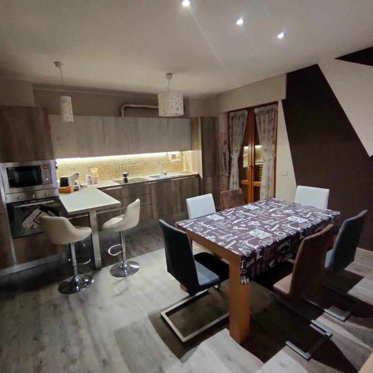 Parcheggio GRATUITO, all'Arco d'Augusto, Chentre en Ville - Two-Bedroom Apartment - 10