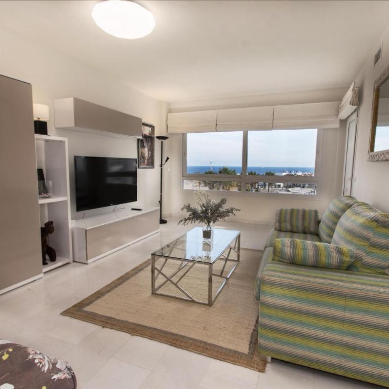 Primera linea de playa En Puerto Banús - Two-Bedroom Apartment - 5