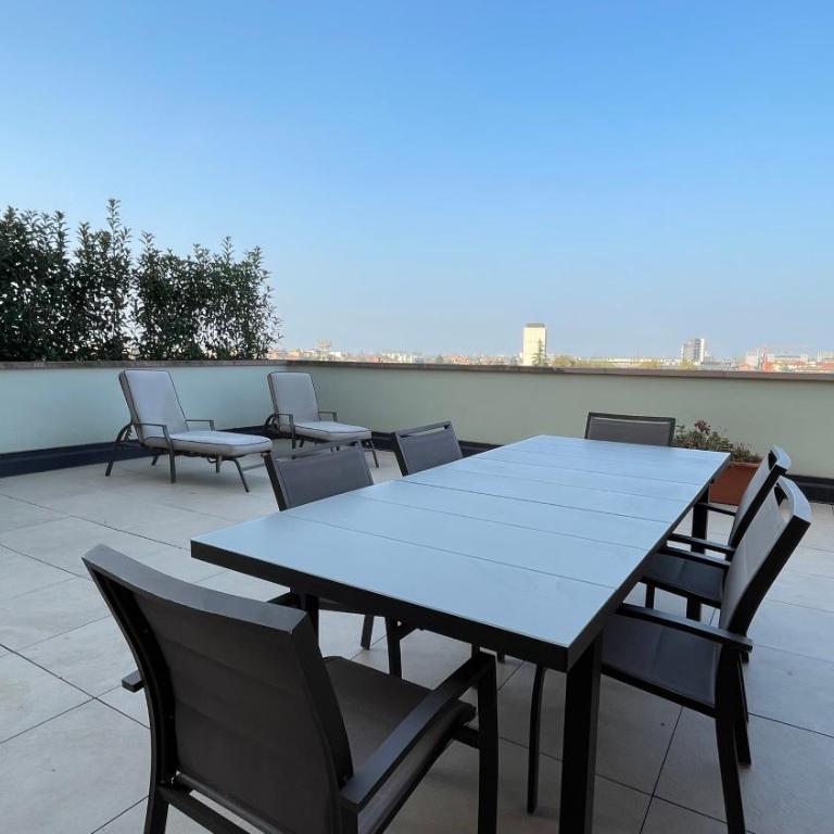 4 Star Family & Friends Apt - Self Check-in - Appartamento Attico - 2