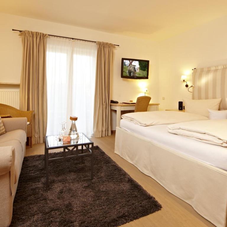 Staudacherhof in Garmisch-Partenkirchen I Blick aufs Zugspitzmassiv I einzigartige Bayurvida Küche - Classic Doppelzimmer Alpine - 3