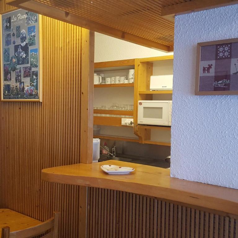 Appartement lumineux 60m² · 2 ch. · Balcon · WIFI · Parking - FR-1-346-557 - Appartement - 3