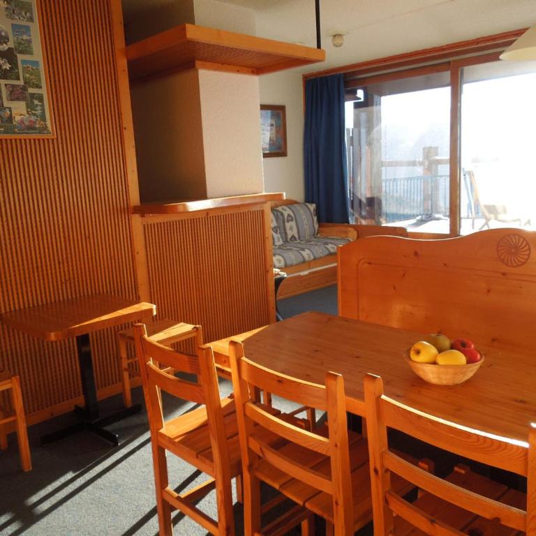 Appartement lumineux 60m² · 2 ch. · Balcon · WIFI · Parking - FR-1-346-557 - Appartement - 13
