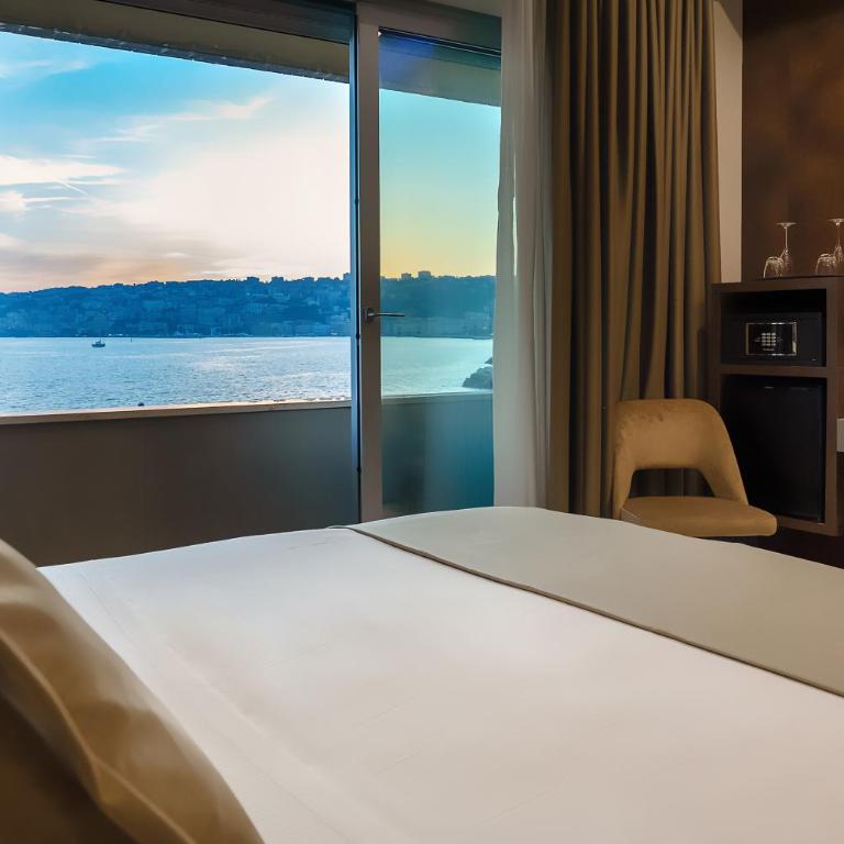 Imperatrice Suites - Camera King con Vista Mare - 9