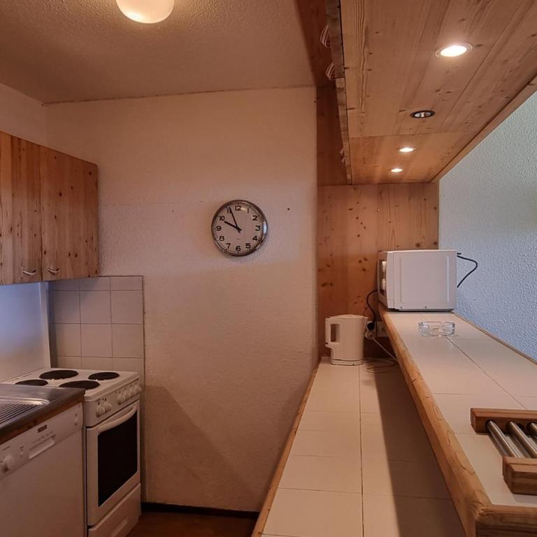 Confortable Appart. 7-8 pers, Pied de Pistes, Vue Mont Blanc - Appartement 1 Chambre - 8