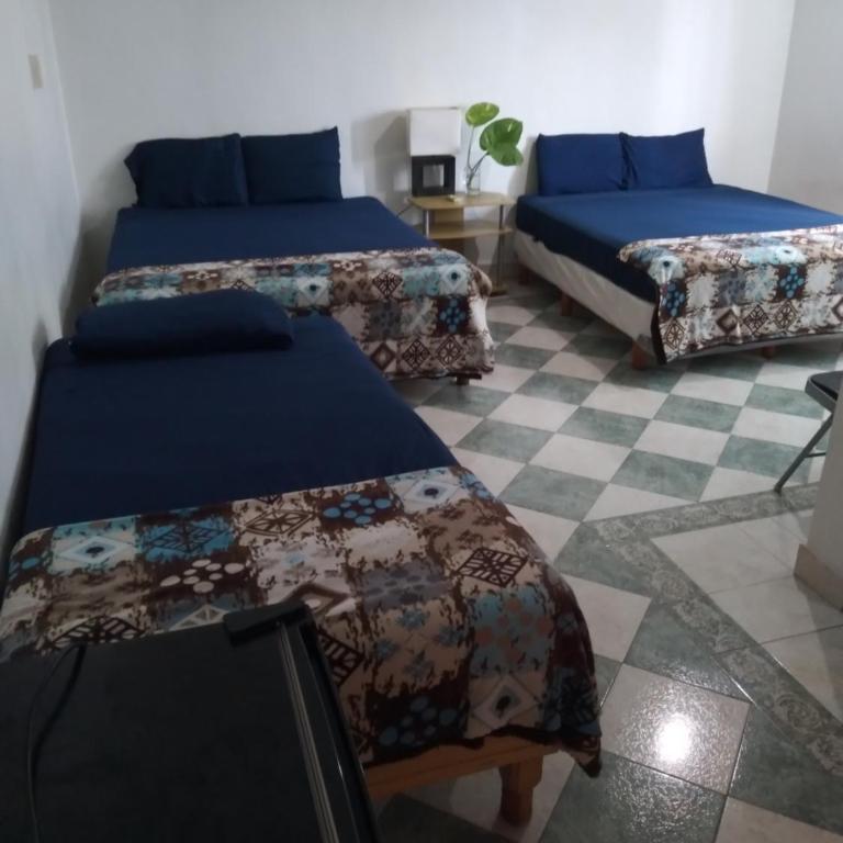 Yucatan Vista Inn Guest House - Triple Room with Private Bathroom - 1