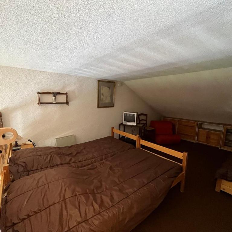 Mini T2 Duplex à Barcelonnette, idéal pour 4 personnes - Apartment mit 1 Schlafzimmer - 10