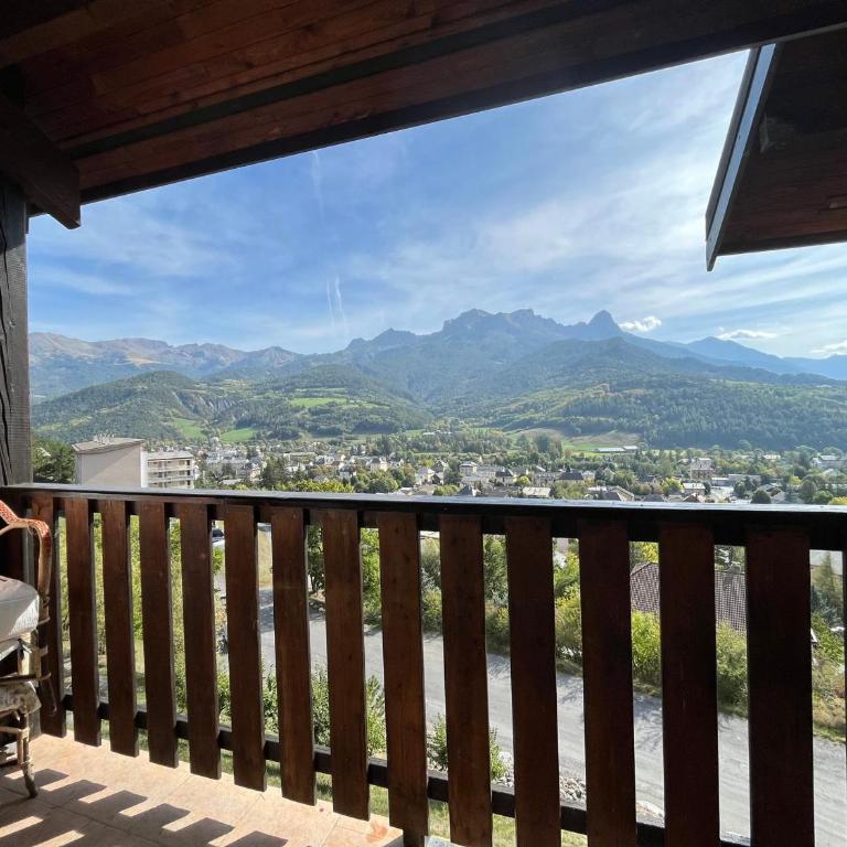 Mini T2 Duplex à Barcelonnette, idéal pour 4 personnes - Apartment mit 1 Schlafzimmer - 14